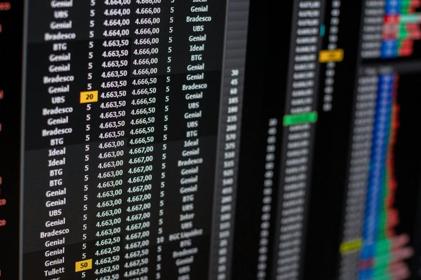 Boost Your Workout Metrics: Cutting-Edge Methods to Elevate Smartwatch Fitness Tracking Accuracy